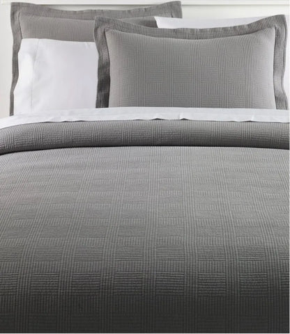 Vintage Matelassé Coverlet
