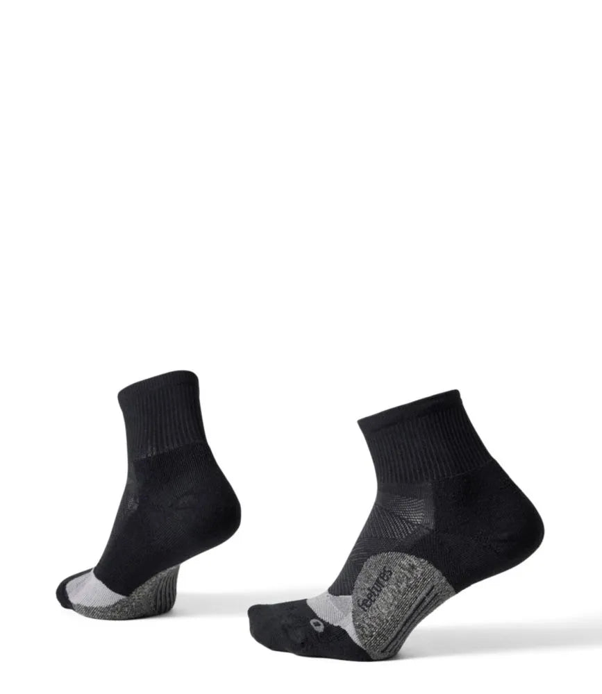 Adults' Feetures Quarter Light Cushion Socks